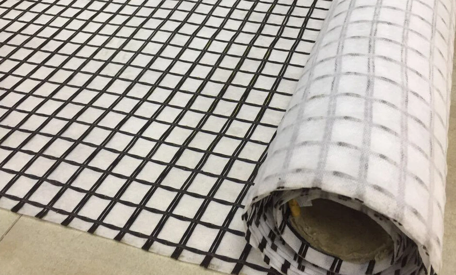 Toprak Güçlendirme/Yol İnşaatı Malzemesi için Dokunulmamış Jeotekstille Kompozit Biaxial Fiberglass Geogrid 6