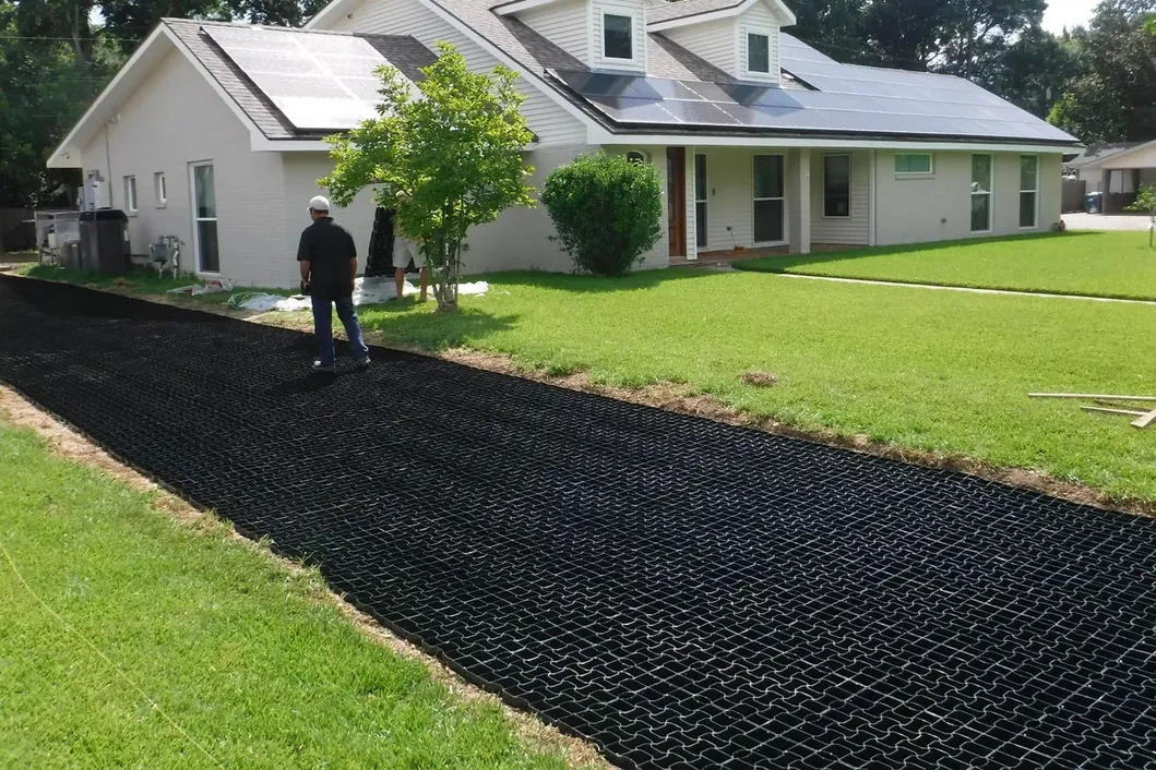 HDPE Plastik Çim Stabilizatör Ağı Park Alanı Dış Çatı Bahçe Permeable Pavers Bağlantılı 11
