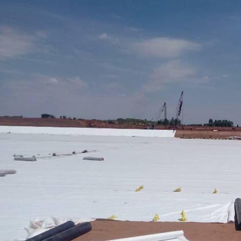 Yüksek Güçlü Jeosentetik Malzeme Otoyol Asfalt Yol İnşaatı PP PET Fiber Non Woven Geotextile Fiyat