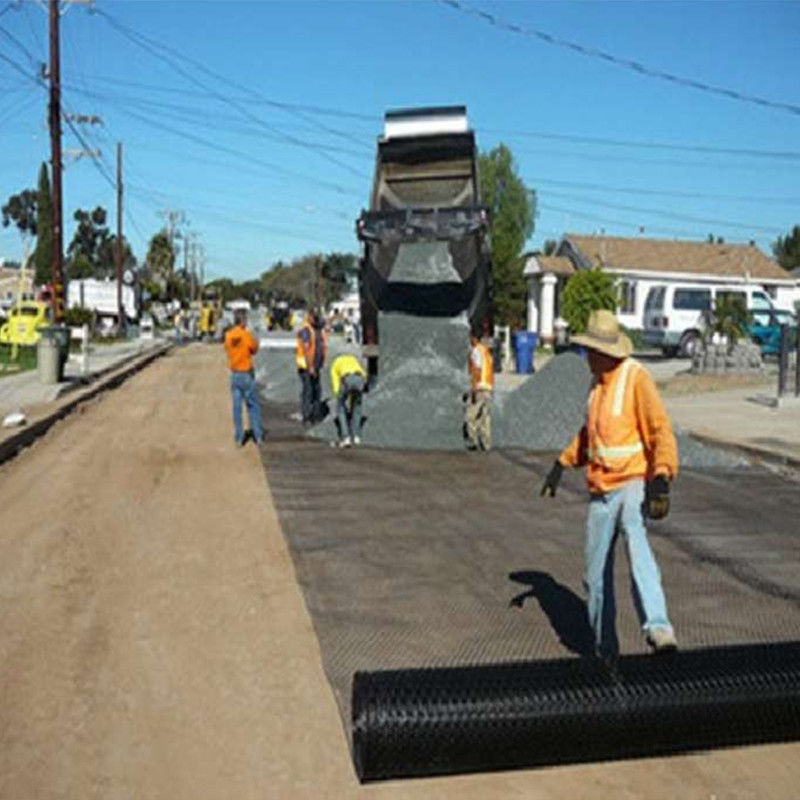 Yangın Dayanıklı Kömür Madenleri İçin PP Biaxial Geogrid Yanma Karşıtı / Çıkarılmış PP Biaxial Plastik Geogrid Toprak Stabilizatörü İçin
