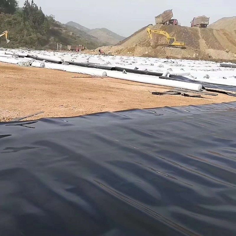 HDPE Geomembrane Su geçirmezlik Liner / Havuz Liner / Georid Yol İnşaatı Malzemesi Çöplük Biyogaz Digester