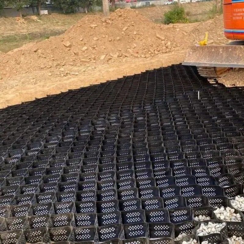 Yüksek bal çekirdeği Siyah HDPE Geocell Güçlendirme Yol için Çakıl Stabilizer Şebeke Destek Duvar Döşeme