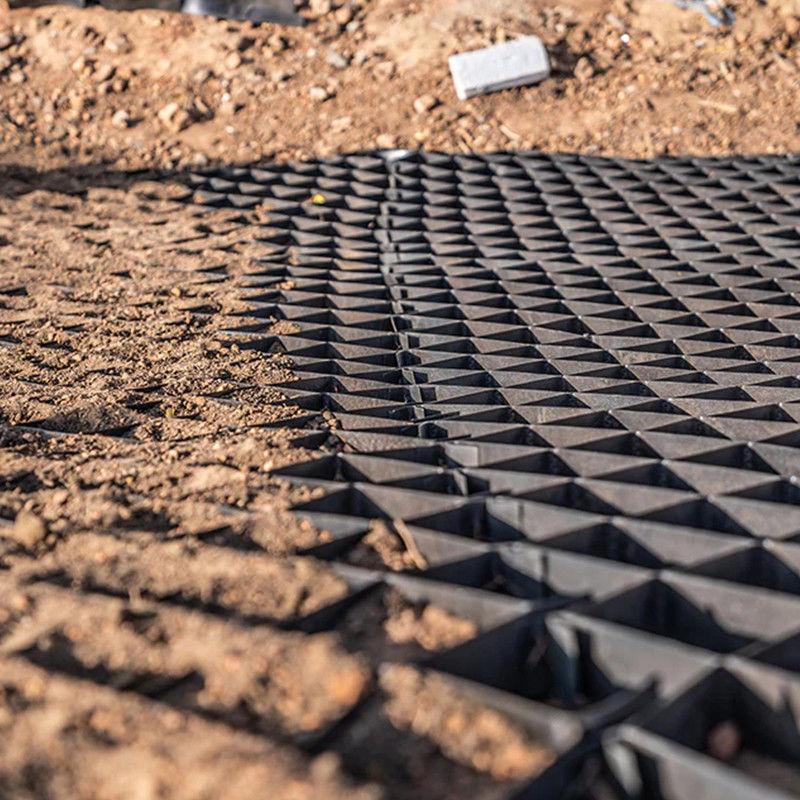 Toprak Güçlendirme Hücresel Sistem Geocell Mezar Ağı Sistemi HDPE / PP Geocell Yol Yolu için