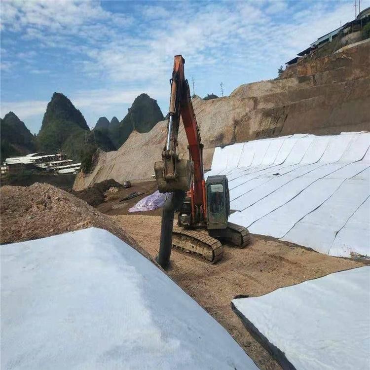 Havuz Anti-Seepage Geosynthetic GCL Clay Liner Mat Gcl Bentonite Depolama için Geosynthetic