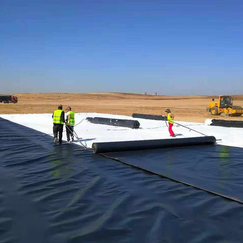 0.75mm 1mm Sızıntıya Karşı Sıvışmaz Düz HDPE Geomembrane Havuz Liner Tail Çömeleri