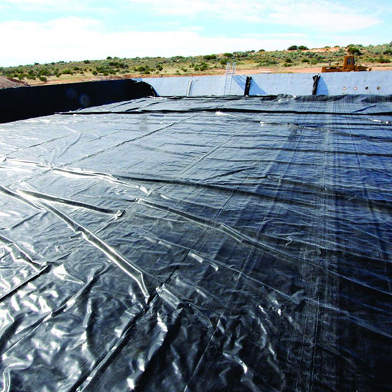 0.75mm 1mm Sızıntıya Karşı Sıvışmaz Düz HDPE Geomembrane Havuz Liner Tail Çömeleri