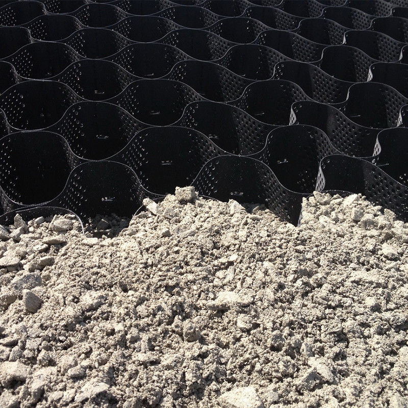 HDPE Plastik Geocell Döşeme Şebeke Siyah HDPE Geocell Yumuşak Bodrum Güçlendirme için Düşük Maliyetli Çakıl Stabilizer Geocell Yol İnşaatında