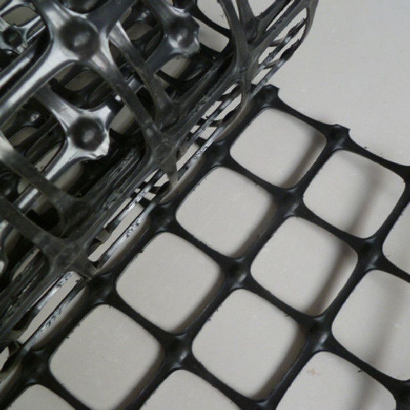Yüksek Çekme Mukavemetli Biaxial Plastik Örgü 30kN/m Siyah PP/ PET Geogrid Toprak Güçlendirme ve Yol Tabanı Stabilizasyonu İçin