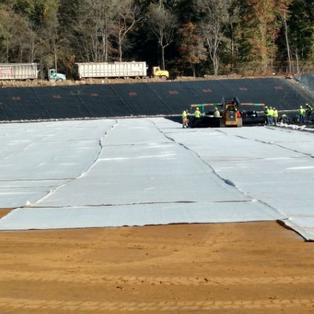 Endüstriyel Stil 1mm Geomembran Havuz Liner HDPE Plastik Liner Balık Havuzları İçin Geomembran Havuz Liner PVC LDPE LLDPE Çöplük için PP Malzemeler